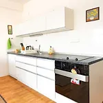 Convenient, Family-friendly And Stylish 3 Bed