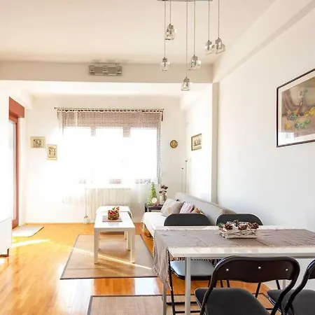 Convenient, Family-friendly And Stylish 3 Bed Appartement Skopje